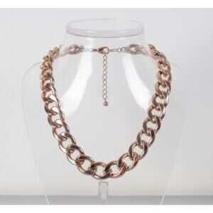 Banana Republic Women's Gold Chunky Classic Link Glamour Necklace NWT 119